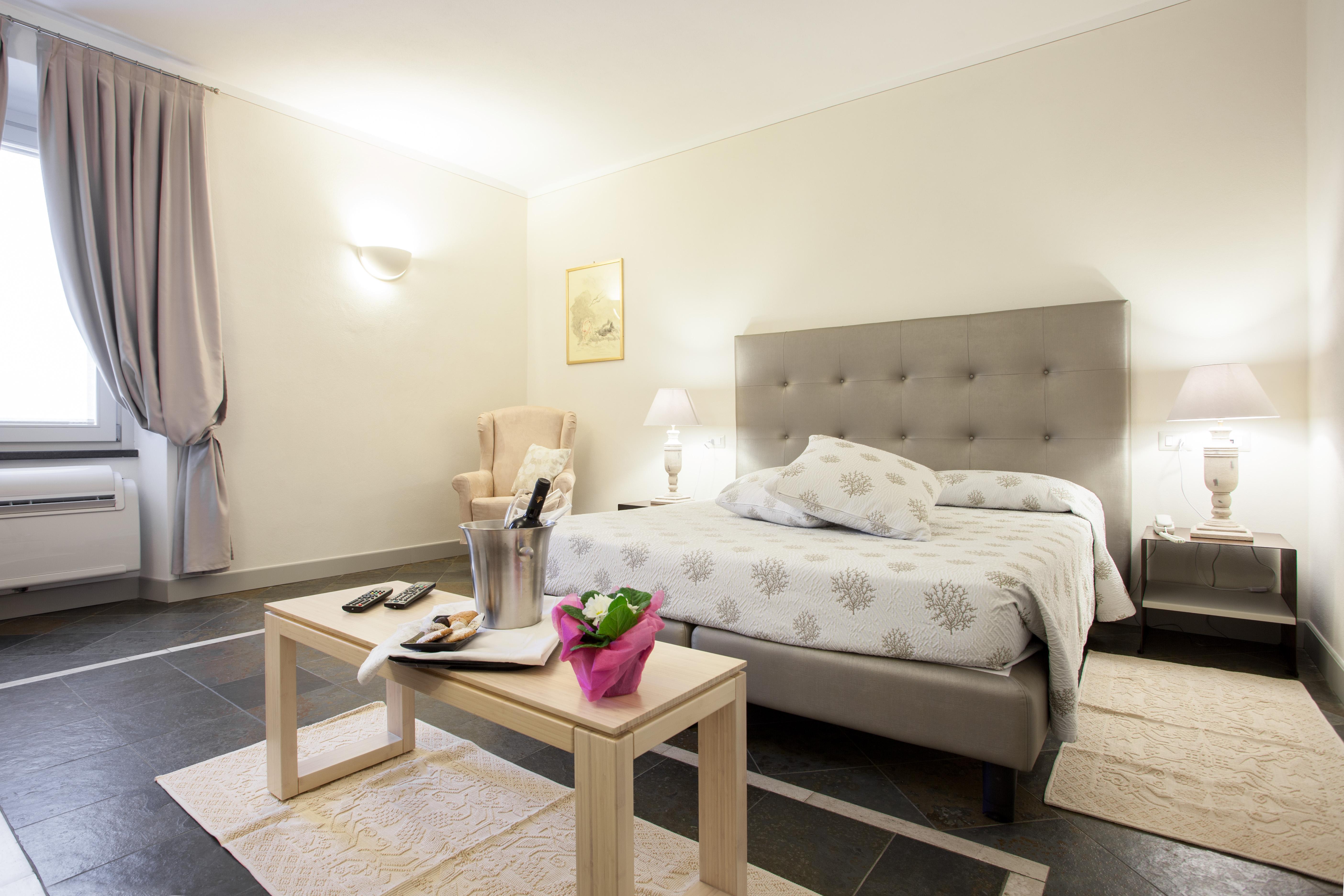Hotel Maison Tresnuraghes Εξωτερικό φωτογραφία